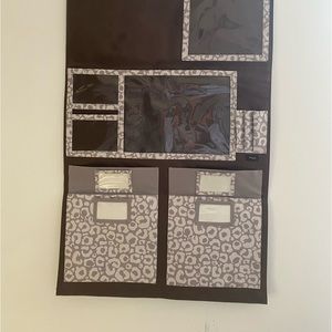 Thirty-One X Large Hanging Organizer with Multiple Slots